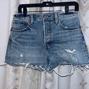 Levi’s Wedgie Jean Shorts  Size 30
